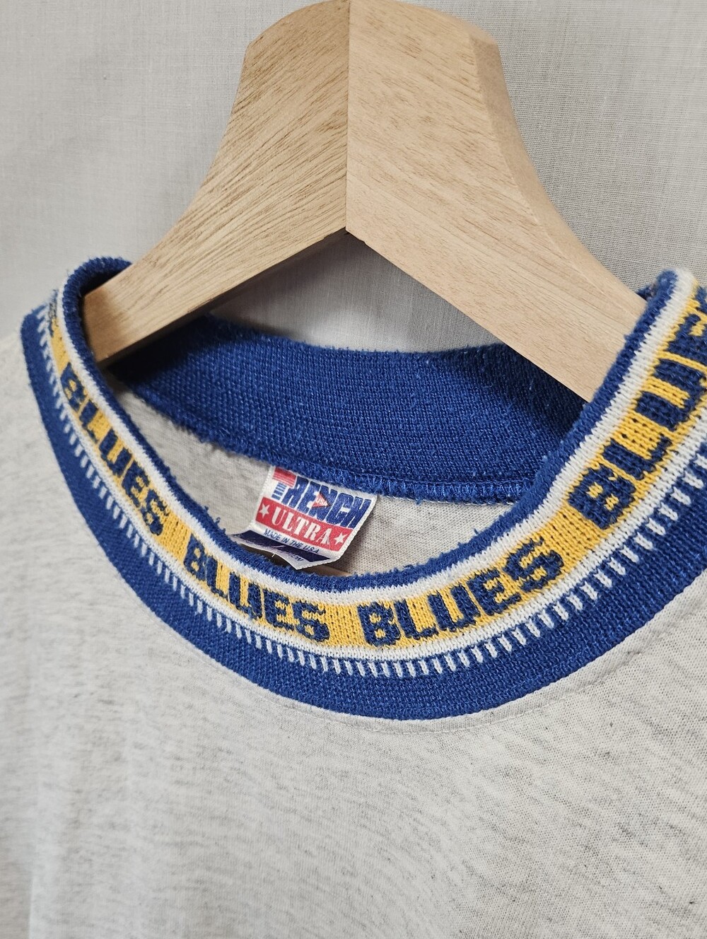 Vintage Trench Ultra St. Louis Blues Single Stich 80's Logo Tee sz L - Picture 3 of 12